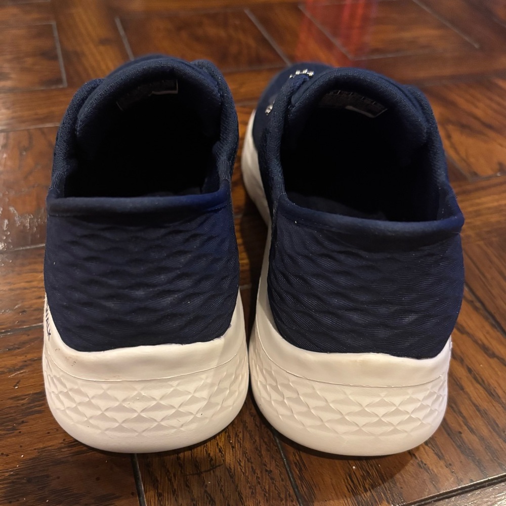 Skechers GOWALK Slip-Ins size 8 - Picture 5 of 6